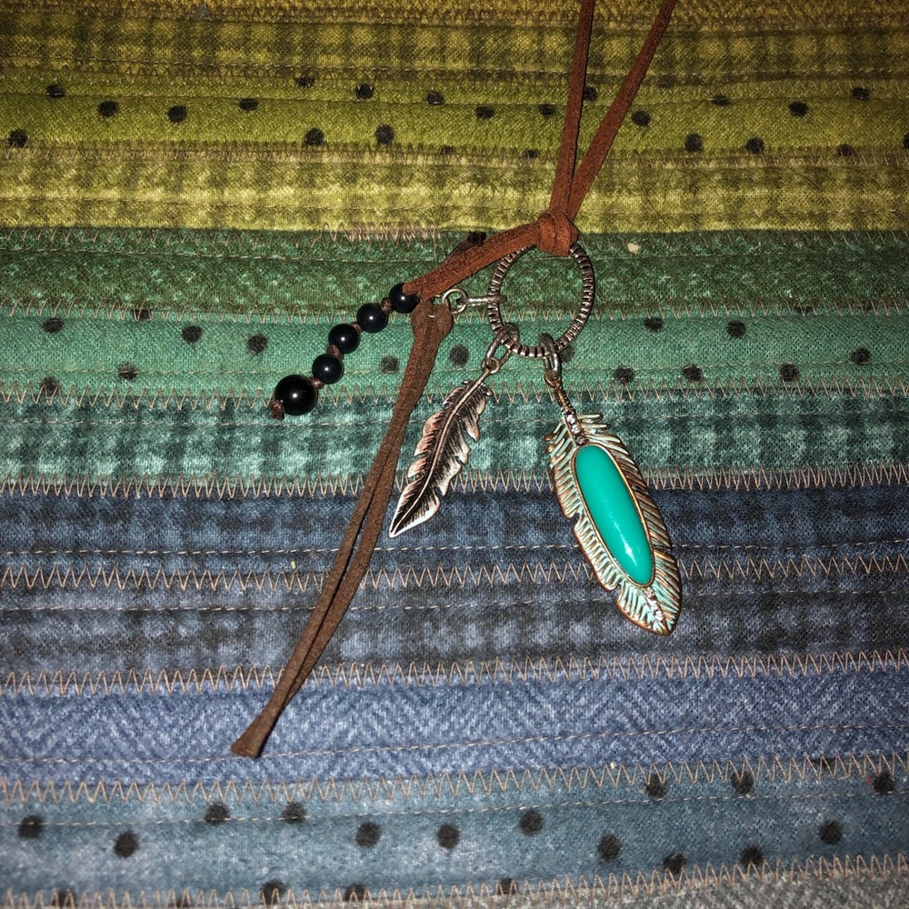 Leather throng charm necklace